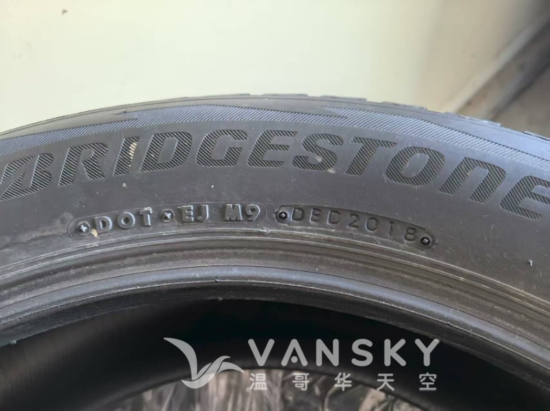 250724224142_snow tire4.jpg